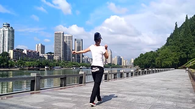 秀秀原创鬼步舞《全是爱》12步教学