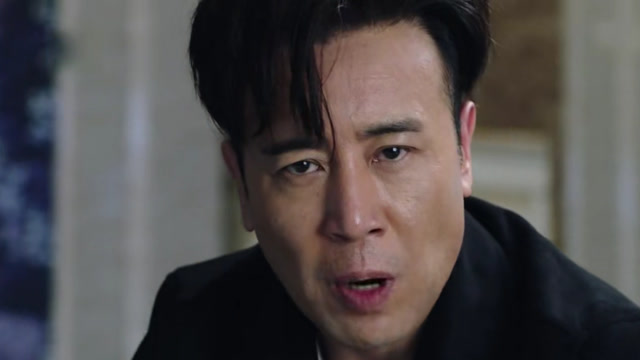 《猎毒人》吕云鹏担心梦瑶和嫂子,冒然跑到了吴家,晕倒在地