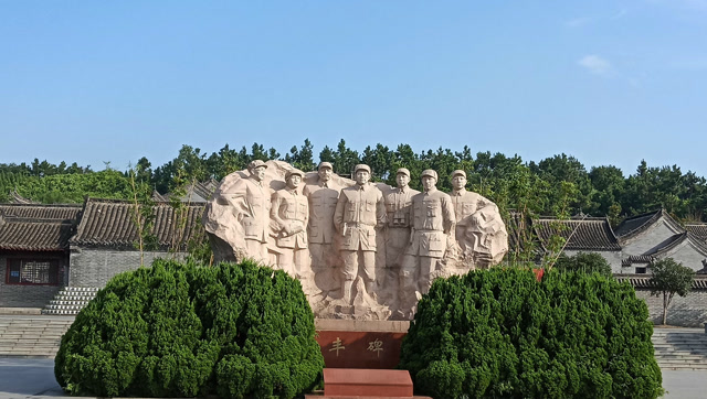 自驾太行山:第二天参观桐柏英雄纪念碑