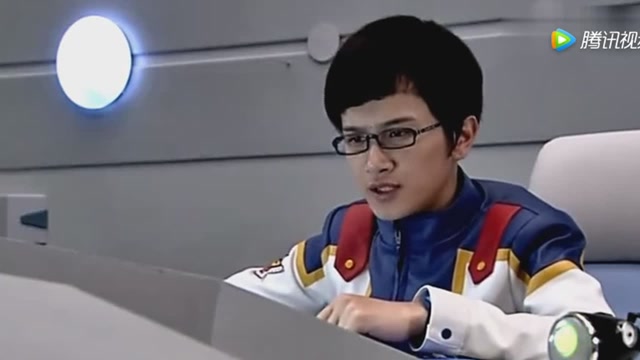 金甲战士司南让变异人现身金甲战士终于看到他了不容易啊