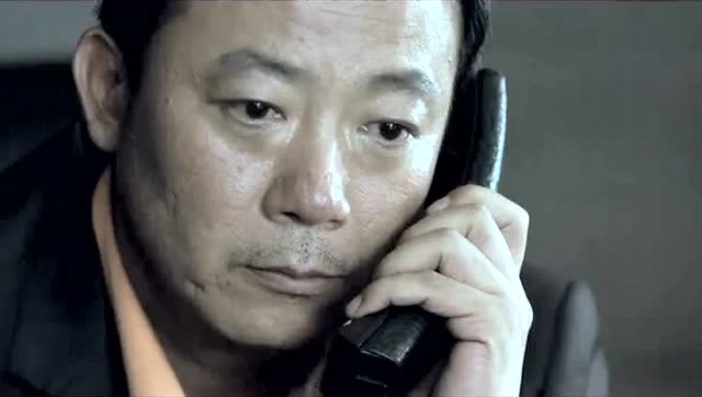 暗黑者:熊原真是凶神恶煞,就这样盯着坏人!