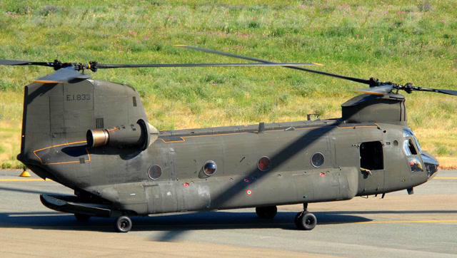 还是奇努克直升机看起来帅,特别是那两对翅膀