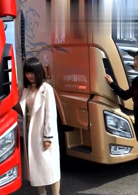 卡车乖乖兔买车,不知道选啥颜色,大家给点意见?