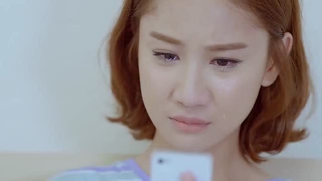 总裁答应和心机女结婚,没想到灰姑娘躲在被窝哭,虐心了