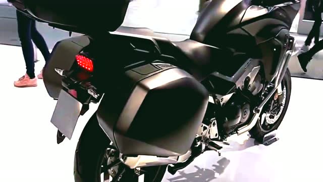 国内最新进口机车本田vfr800x,进口机头足以秒杀1000大排量