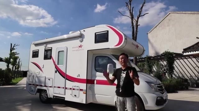 汽车资讯:豪哥定制版房车和其他房车的区别在哪里?最实用的几