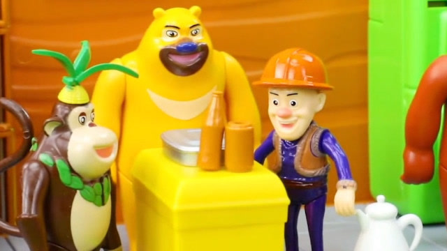 创意早教玩具,熊出没之光头强的欢乐小屋,不一样的惊喜在等你哦