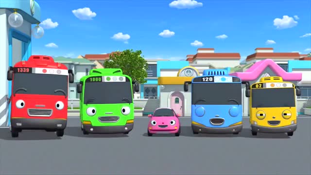 小公交车太友:巴士车库的早晨,小爱说昨晚睡得好饱啊