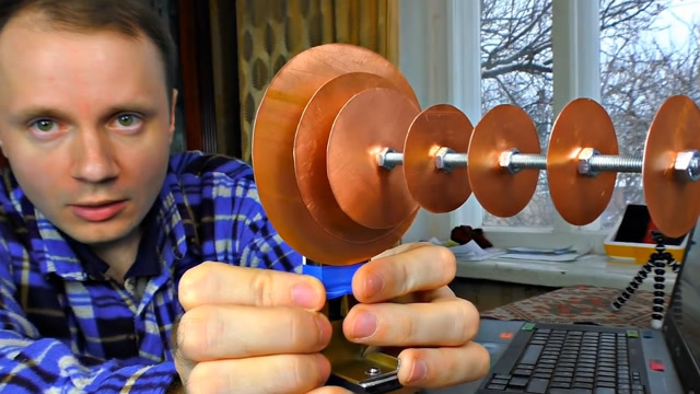 老外用几个铜片自制的蹭网神器,比wifi万能钥匙还管用?太牛了