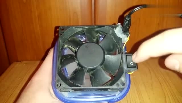 成本不超10元钱,小伙自制冷却器,制冷效果真棒