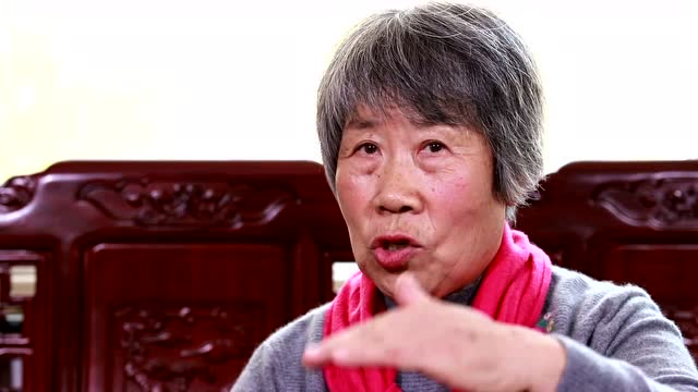 李村小学退休校长王玉凤