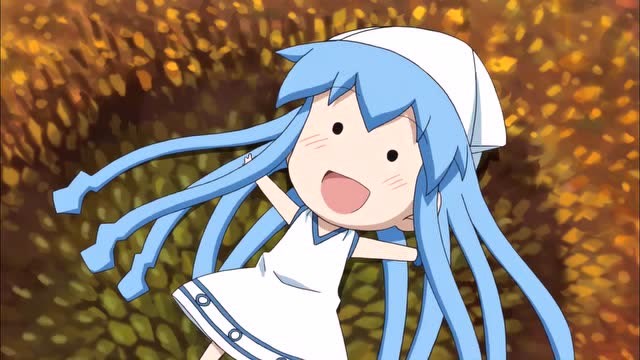 迷你乌贼娘:迷你乌贼娘爬到了向日葵花朵上面