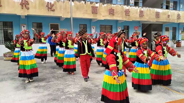 铁西乡中心校"阿诗且"比赛