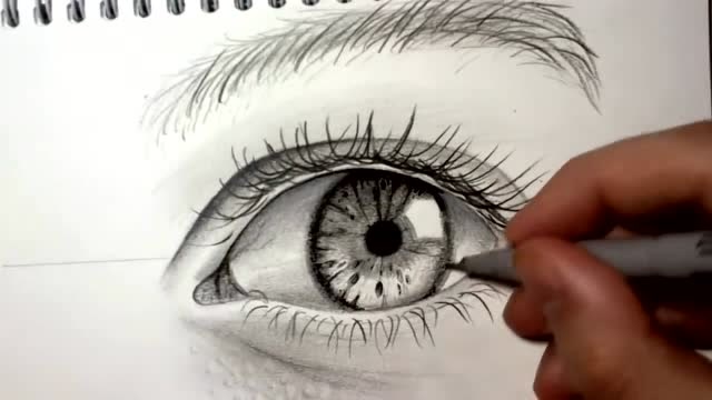 神奇马良重现!画纸上跑出来的眼睛,太美了