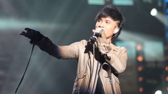 古巨基再现经典《monica》,帅气迷人,朗朗上口