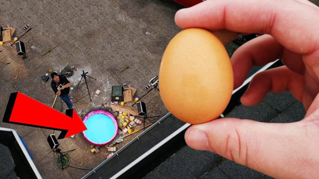 将鸡蛋从15米高空扔向非牛顿流体,鸡蛋会破碎吗?结果让人意外!
