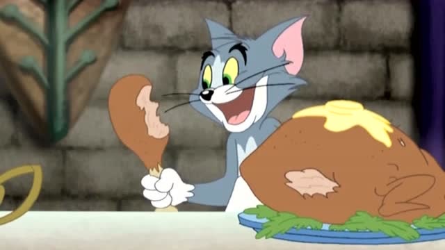 猫和老鼠:汤姆偷吃着鸡腿,发现杰瑞也在偷吃