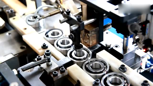 轴承的生产过程,全自动化生产线,看上去好厉害的样子