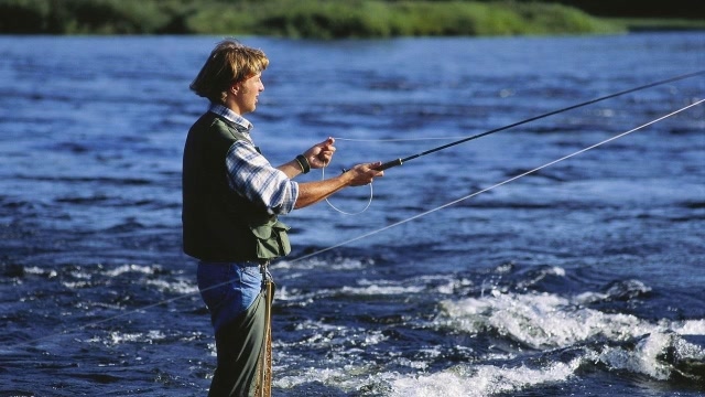 新手钓鱼,这四个动作不要做!可以让鱼竿寿命延长一倍!