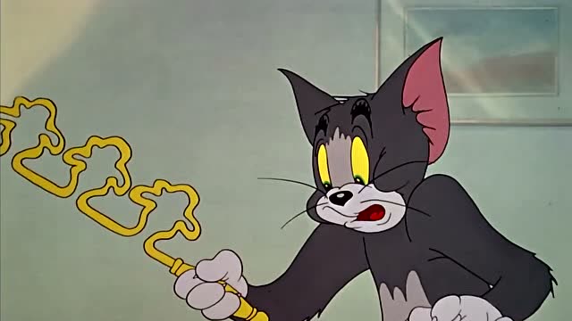 猫和老鼠:杰瑞变成大力士,汤姆吓得一直后退,打不过啦!