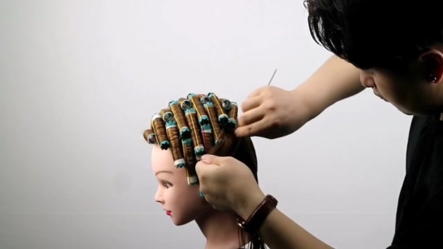 烫发训练技术砌砖烫排杠技巧