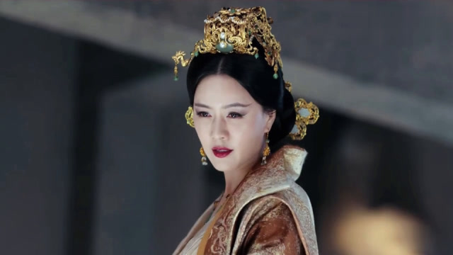 白发:看到云贵妃的遗容,太后起了歹念