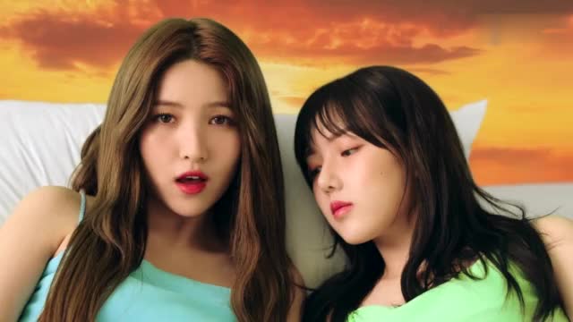 gfriend fever>mv公开!氛围超赞的夏日女友!