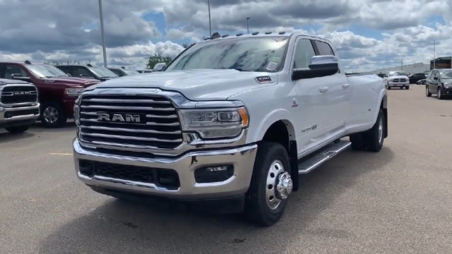 2019款道奇公羊3500到货,看到实车的那刻,才知道多霸气