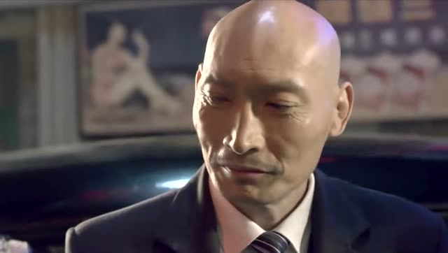 黑狐之风影:大佐告诉叛徒,主角受伤了,叛徒瞬间出卖最后底线