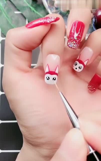 小阿狸手绘美甲,简直太漂亮了,最适合可爱的小仙女们