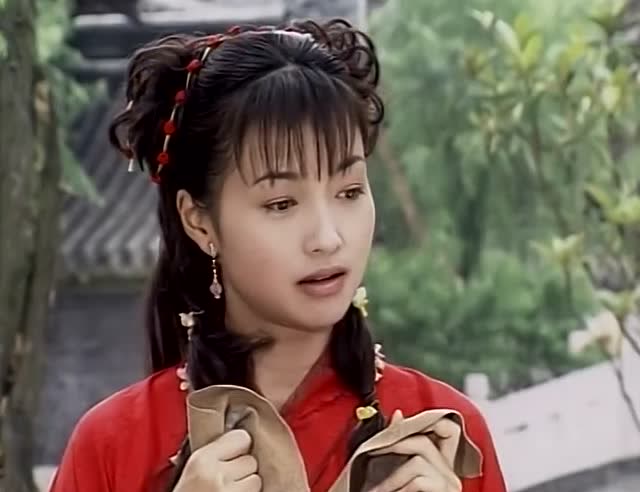 小鱼儿听到张菁的话,以为张菁也喜欢上了自己,真是自恋