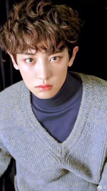 朴灿烈:眼睛是真的大,羡慕啊!