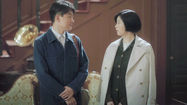 奔腾年代:金灿烂穿礼服上台领奖,汉卿和冯仕高同时喊出:太美了