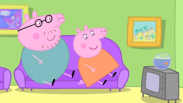 小猪佩奇和乔治在客厅里看电视 猪妈妈让他们睡觉小猪佩奇不听 玩具