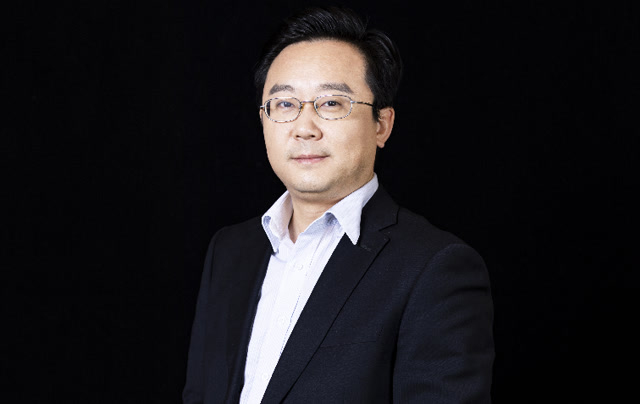 建设第一传媒总裁孙冲冲采访中电建海外戴莹先生