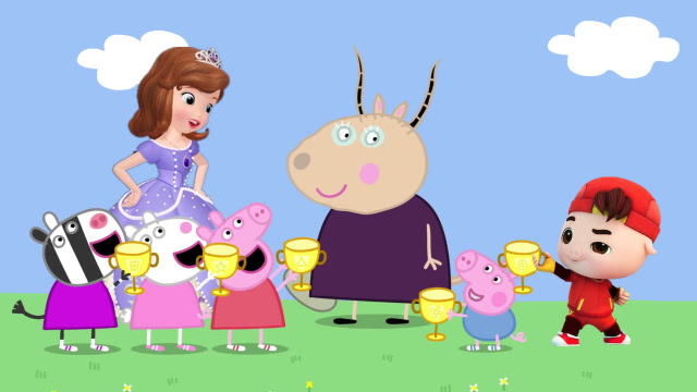 小公主苏菲亚为毕业生小猪佩奇发奖杯,猪猪侠将奖杯送给羚羊夫人