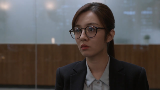 《精英律师》蓝兰用亲身经历,给赛赛安慰!今晚赛赛需要抱抱