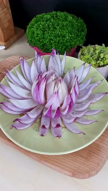 烤洋葱花,一副吃不起的样子,还是第一次见!