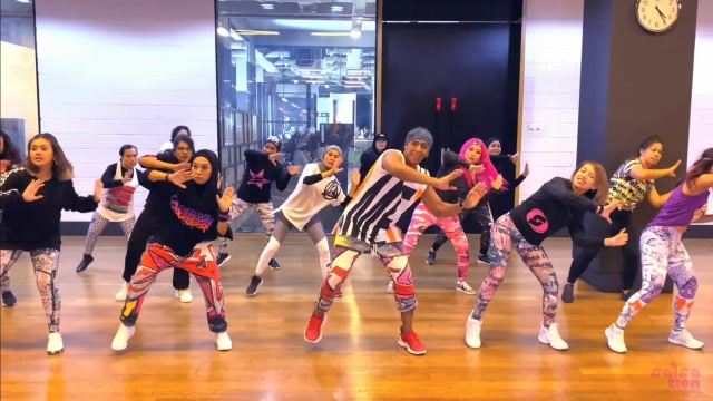 印度曲风健身舞,有趣的有氧运动,快来尝试一下吧!