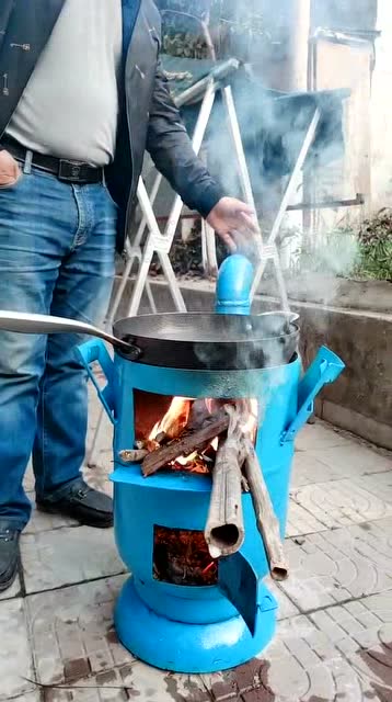 煤气罐改循环水取暖炉图片