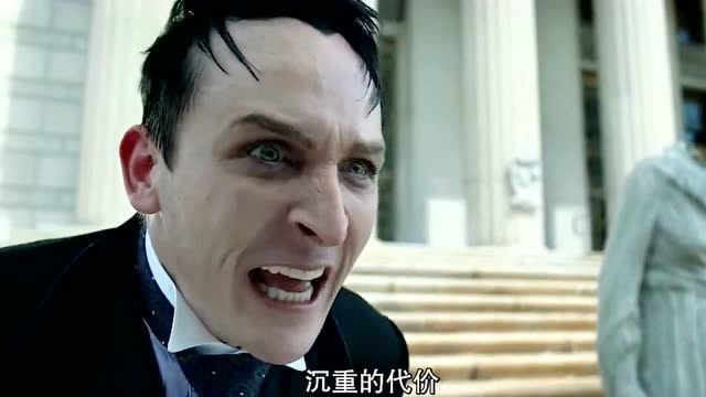 企鹅人是哥谭里最孝敬的,母亲雕像被击碎时,感觉到了他的痛苦!