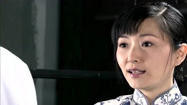 秋菊要帮耀宗洗澡,谁知小丈夫长大成人害羞不已,童养媳就是这么尬!