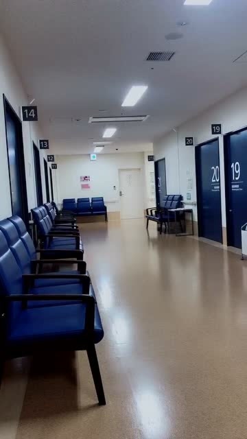 日本人口减少,体现在各个方面,看这医院里空无一人太冷清啦!