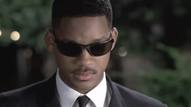 电影:姑娘成功顶替奇哥成为黑超特警!和威尔史密斯配一脸!