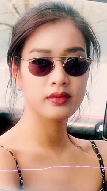 年轻时的钟丽缇有谁是被她的嘴唇迷到的