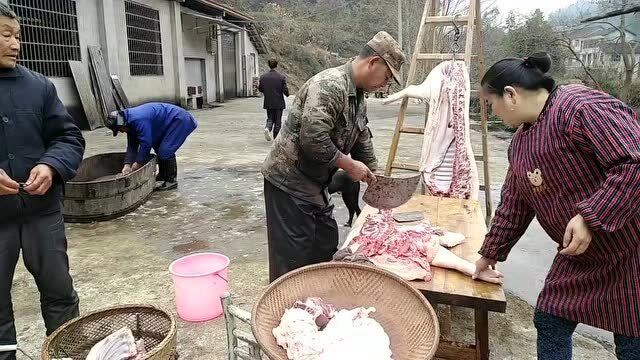 湖南深山最快的杀猪佬,5分钟拆完一头猪,今天露一手给大家