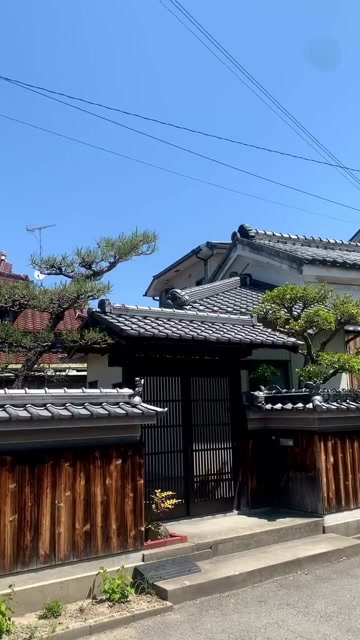 日本的老房子,都是唐朝的建筑风格,庭院的环境优雅!