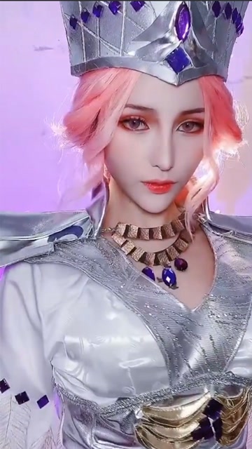 斗罗大陆那些cos过比比东的大神你认为哪一位还原度最高