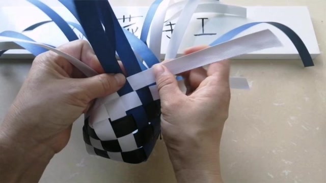 打包带编织鱼篓教程,农村捕鱼的良好工具