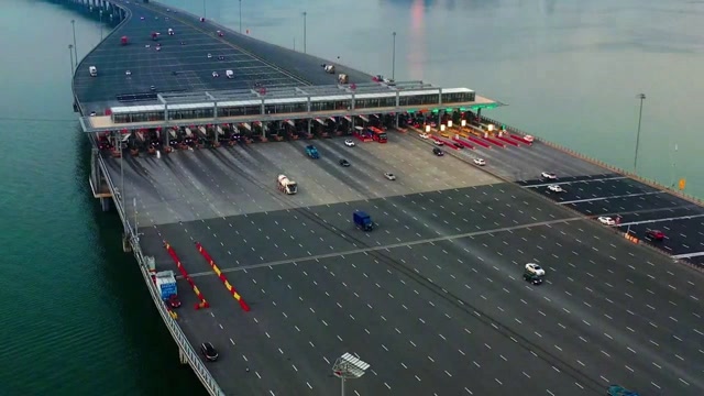 深圳最美沿江高速前海段航拍广深沿江高速这画面也太美了